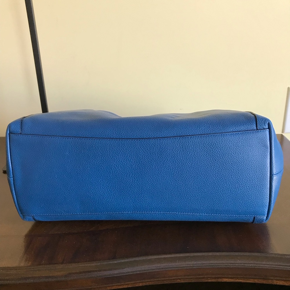 Handbag - Picture 5 of 7